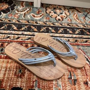 O’Neil wood thong flip flops sandals